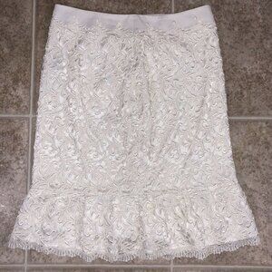 White House Black Market Women's 6 Pencil Skirt Ivory NWT Ecru Lace Ruffled Hem